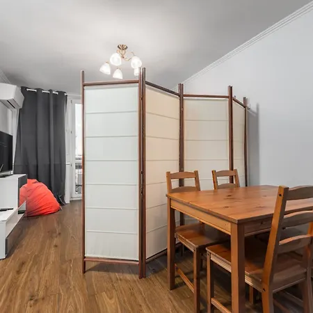 Grzybowska By Your Freedom Varšava